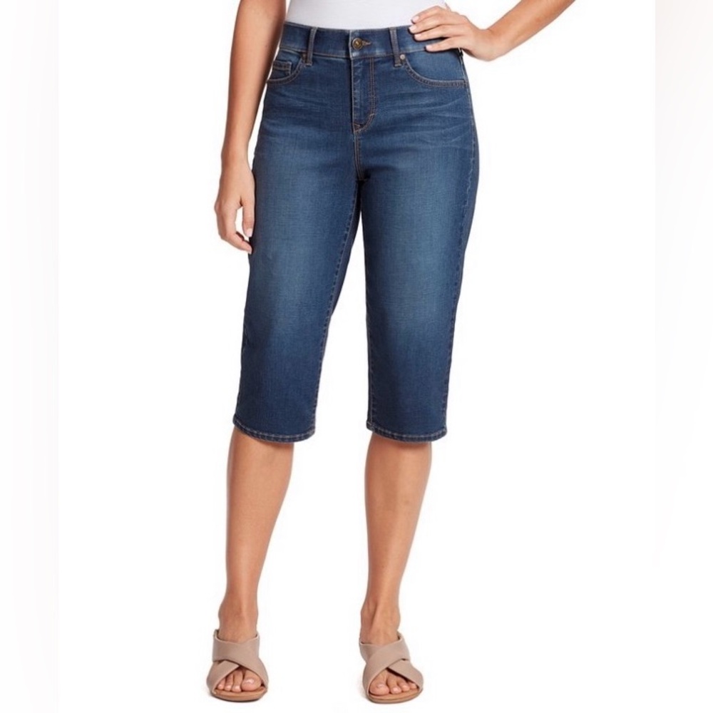 Gloria Vanderbilt Blue Porter Comfort Curvy Skimmer Capri Jean Size 8 Petite EUC